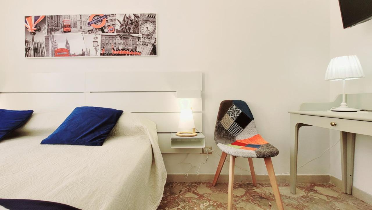 Zanzi 's Charming Rooms Avola Buitenkant foto