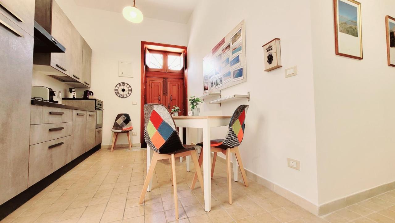 Zanzi 's Charming Rooms Avola Buitenkant foto