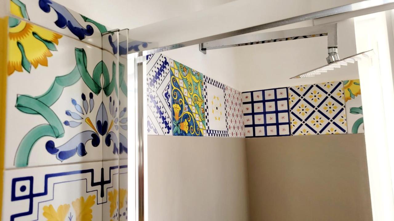 Zanzi 's Charming Rooms Avola Buitenkant foto
